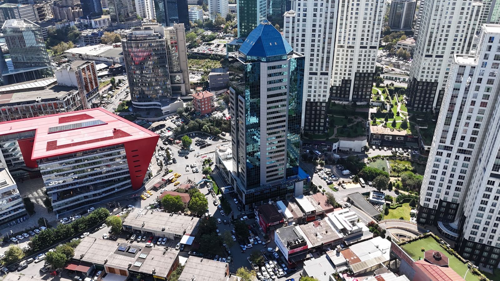 Polaris Plaza havadan